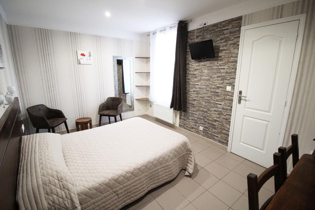 Hotel Des Pyrenees Paris Rom bilde